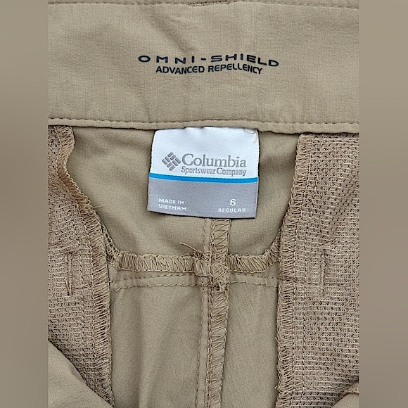Columbia Saturday Trail Stretch Pants in Khaki, Size 6 - Picture 8 of 10